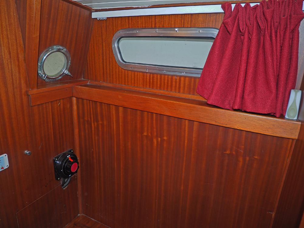 Aft cabin, Accommodation